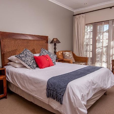 Lenore Guest House Port Elizabeth Extérieur photo